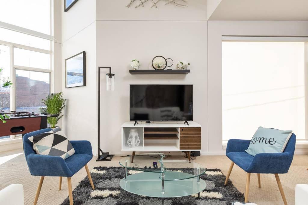 Two Modern Penthouses On Mass By Cozysuites Indianapolis Exteriör bild
