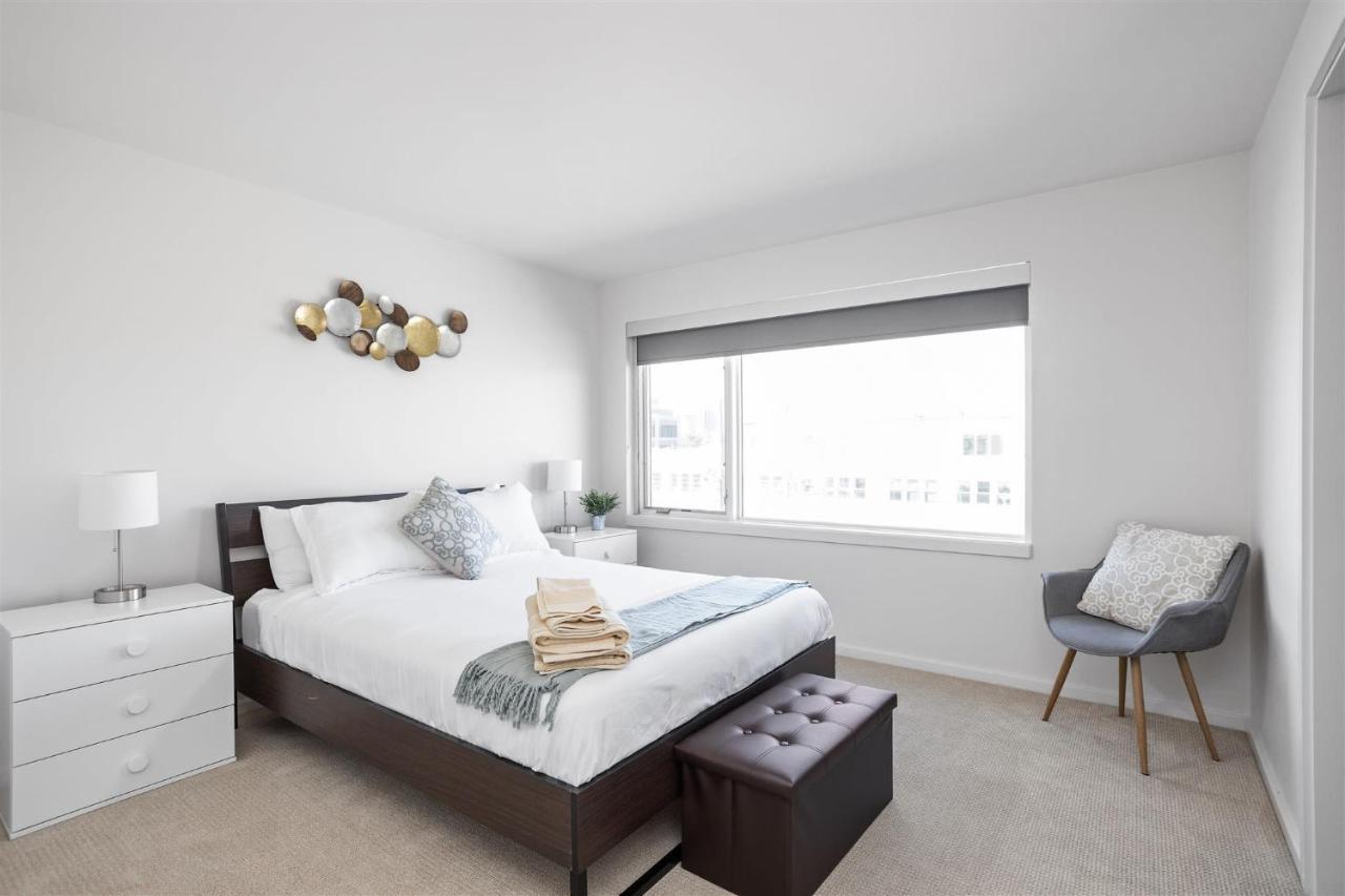 Two Modern Penthouses On Mass By Cozysuites Indianapolis Exteriör bild