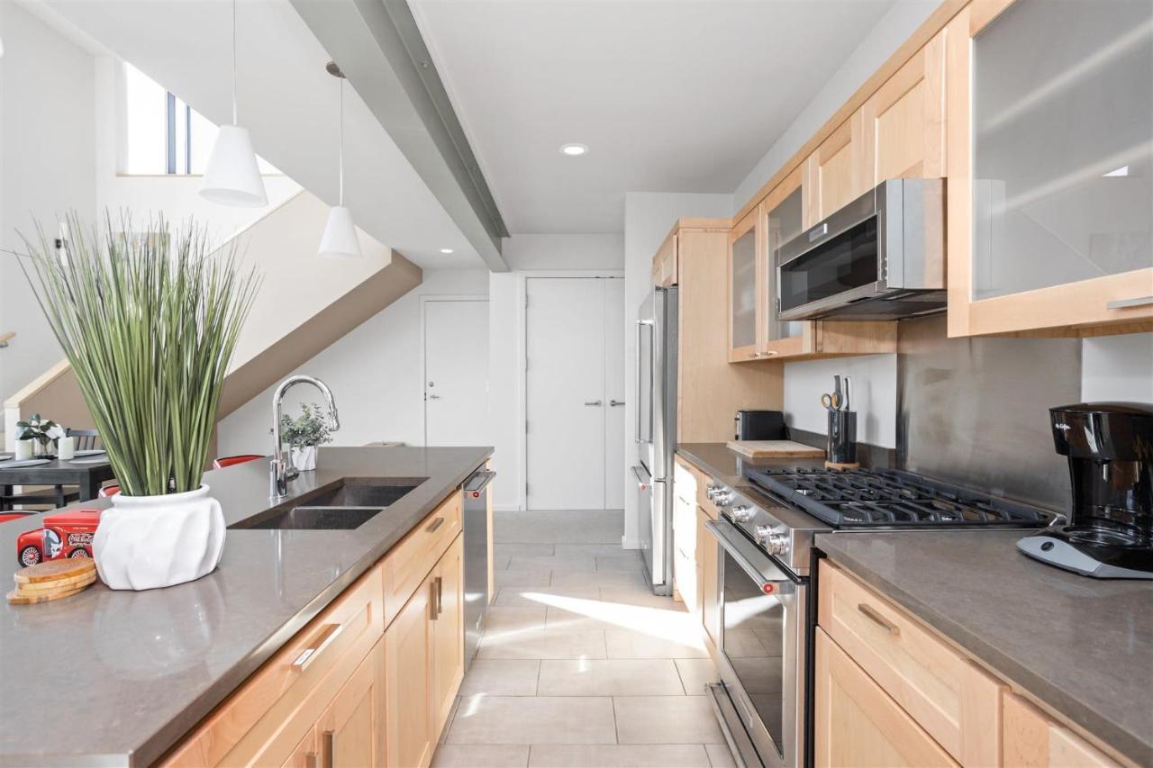 Two Modern Penthouses On Mass By Cozysuites Indianapolis Exteriör bild