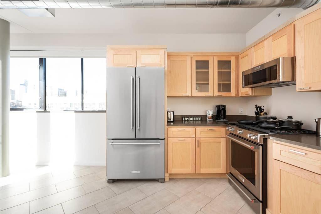 Two Modern Penthouses On Mass By Cozysuites Indianapolis Exteriör bild