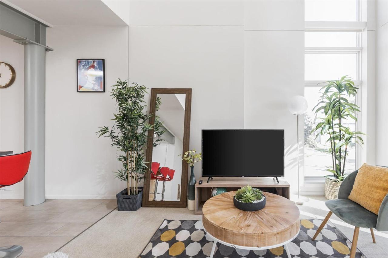 Two Modern Penthouses On Mass By Cozysuites Indianapolis Exteriör bild