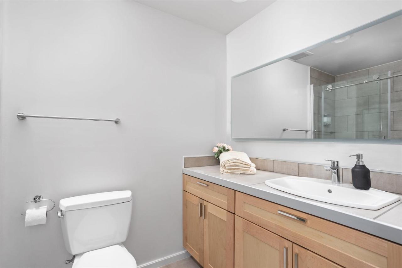 Two Modern Penthouses On Mass By Cozysuites Indianapolis Exteriör bild