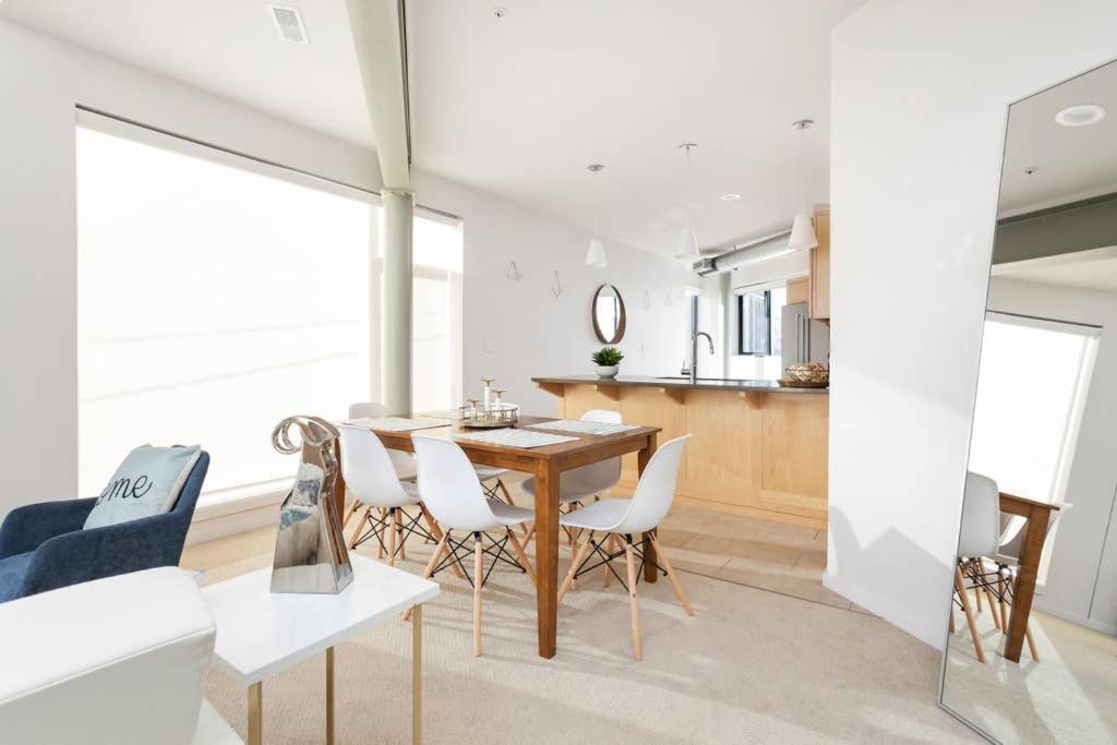 Two Modern Penthouses On Mass By Cozysuites Indianapolis Exteriör bild