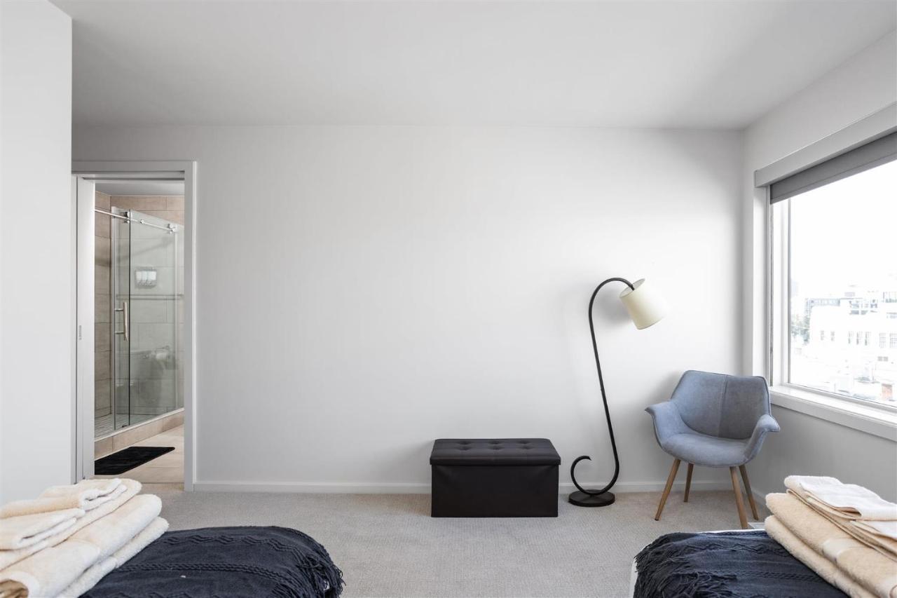 Two Modern Penthouses On Mass By Cozysuites Indianapolis Exteriör bild
