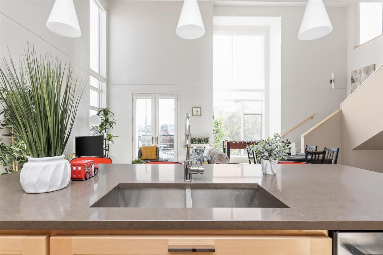 Two Modern Penthouses On Mass By Cozysuites Indianapolis Exteriör bild